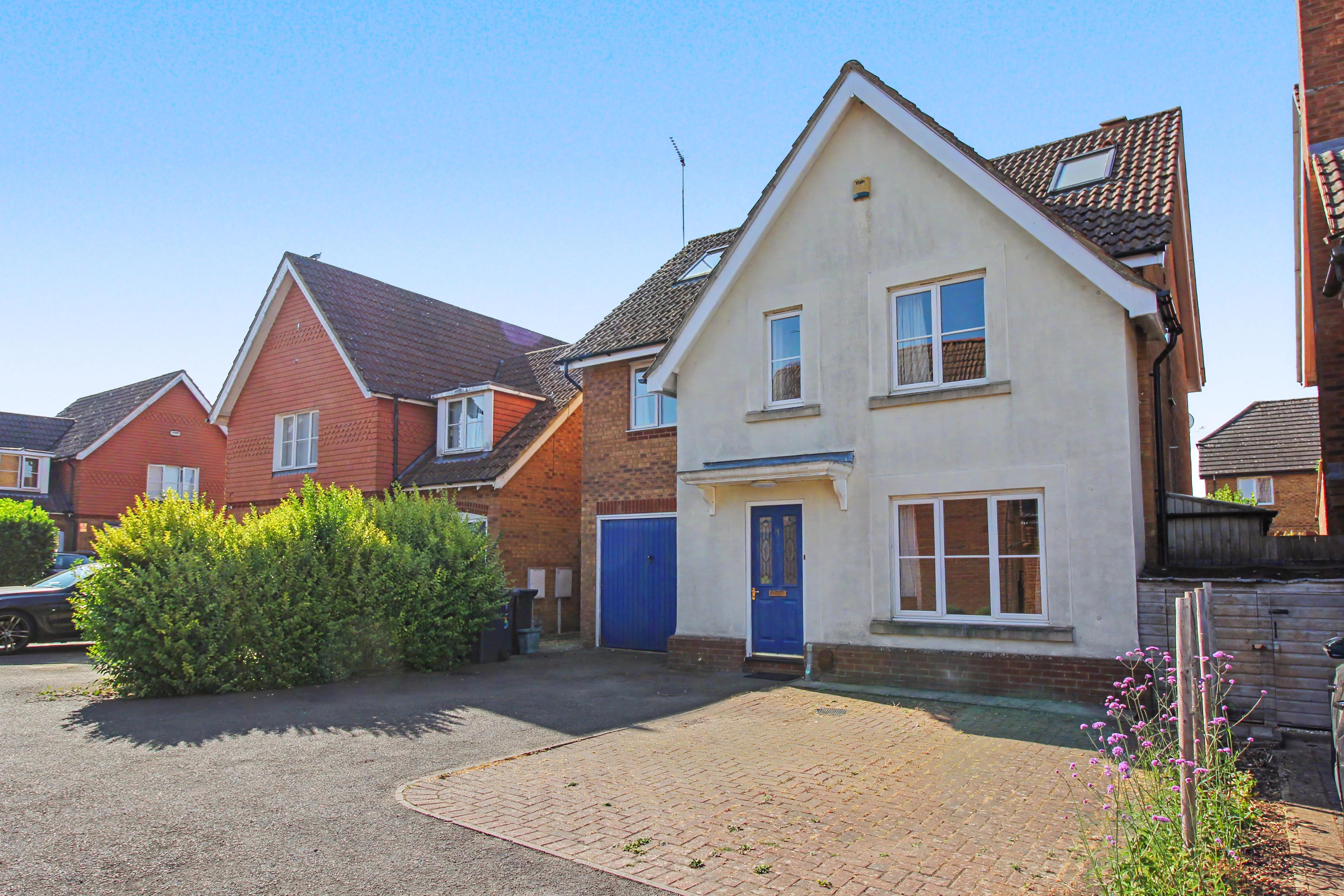 Hever Close